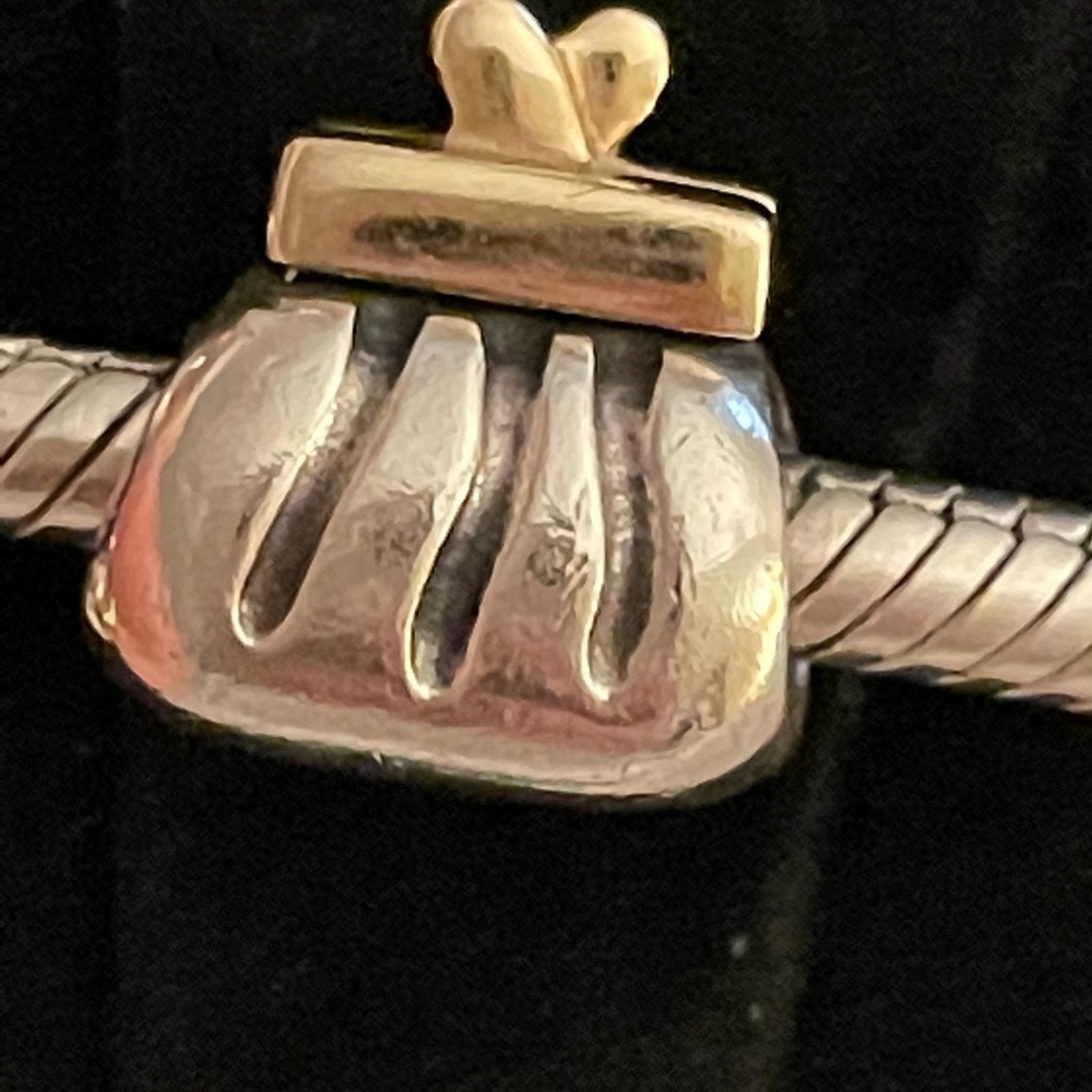 Pandora *RETIRED* Golden handle purse, sterling silver